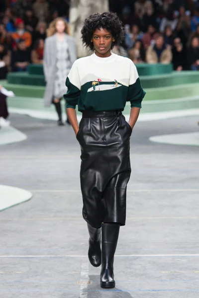Look 35